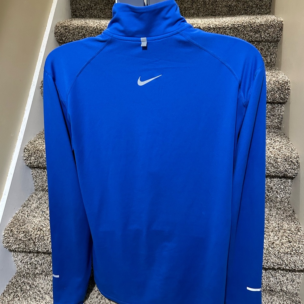 Incredible *NIKE dri-fit Running* lightweight stretch athletic pullover shirt L - Picture 2 of 3